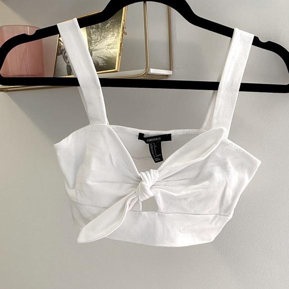 Crop top - Picture 4 of 4